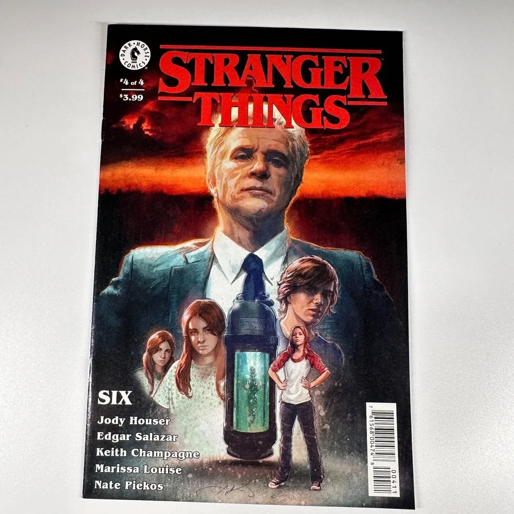 Stranger Things SIX  PREQUEL Comic Books Dark Horse #1 #2 #3 #4  Aleksi Briclot